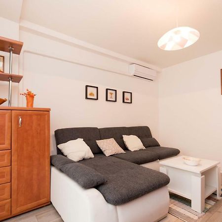 Apartman Lux Daire Daruvar Dış mekan fotoğraf