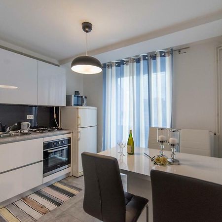 Apartman Lux Daire Daruvar Dış mekan fotoğraf